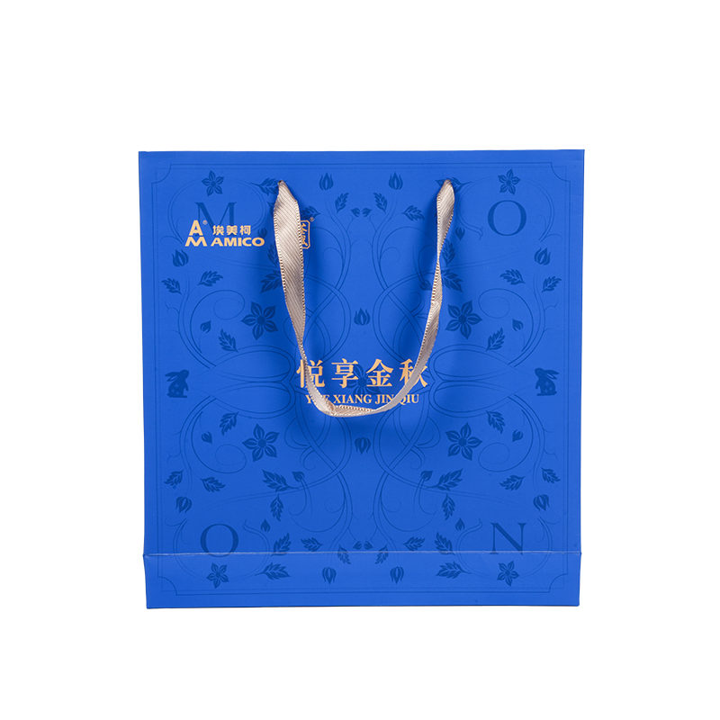 Lodrette muleposer af kraftpapir med ferietema